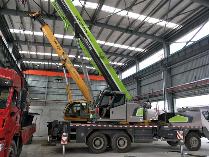 南靖县高空车出租需要注意哪些安全事项？